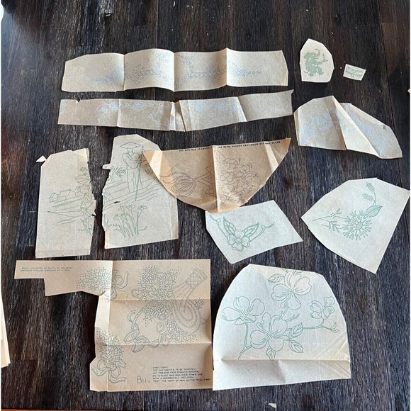 Vintage 50s 60s 70s 80s Large Lot Iron On Applique Embroidery Sewing Patterns - Picture 3 of 13